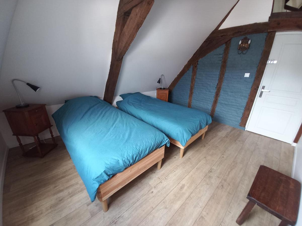 Le Gite Des Geants Le Quesnoy  Extérieur photo